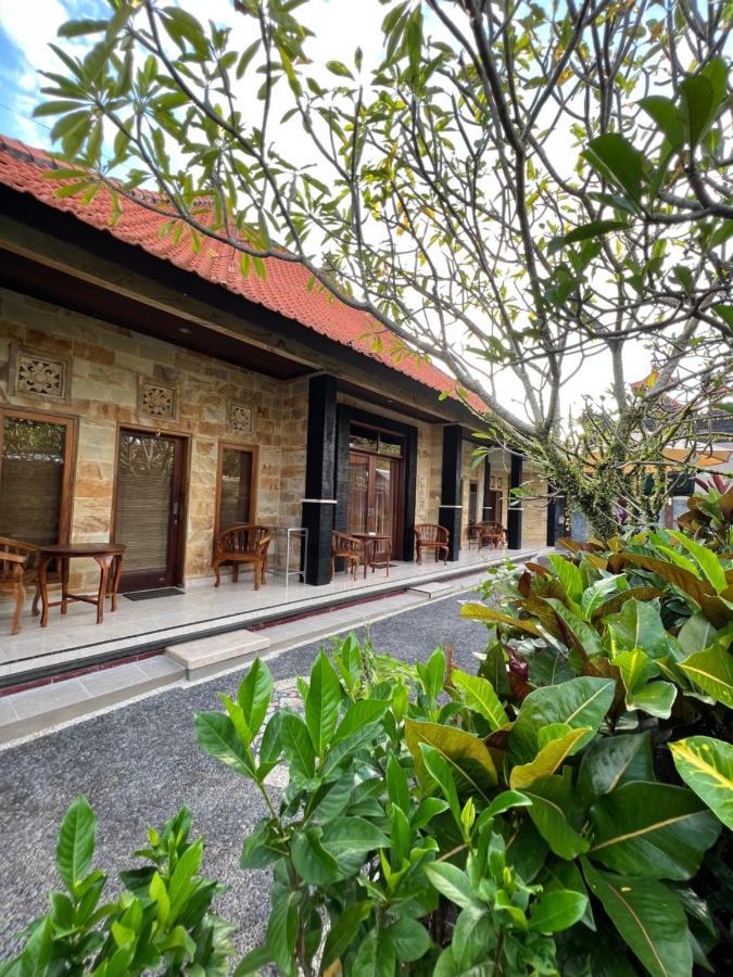 Nari Homestay Canggu Extérieur photo
