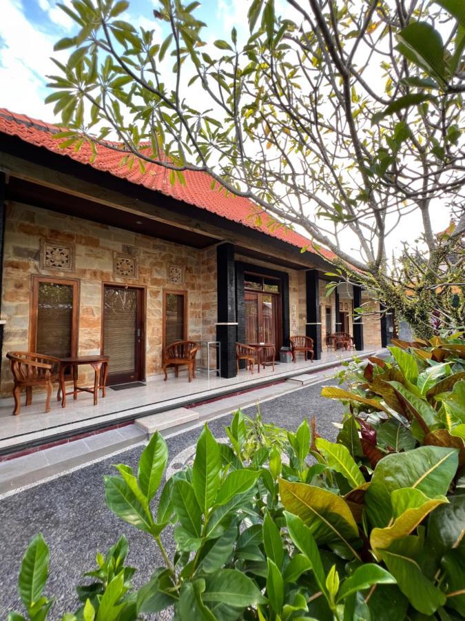 Nari Homestay Canggu Extérieur photo